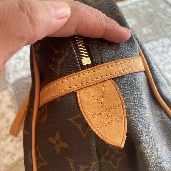 LV Montorgueil PM - Picture 9 of 17